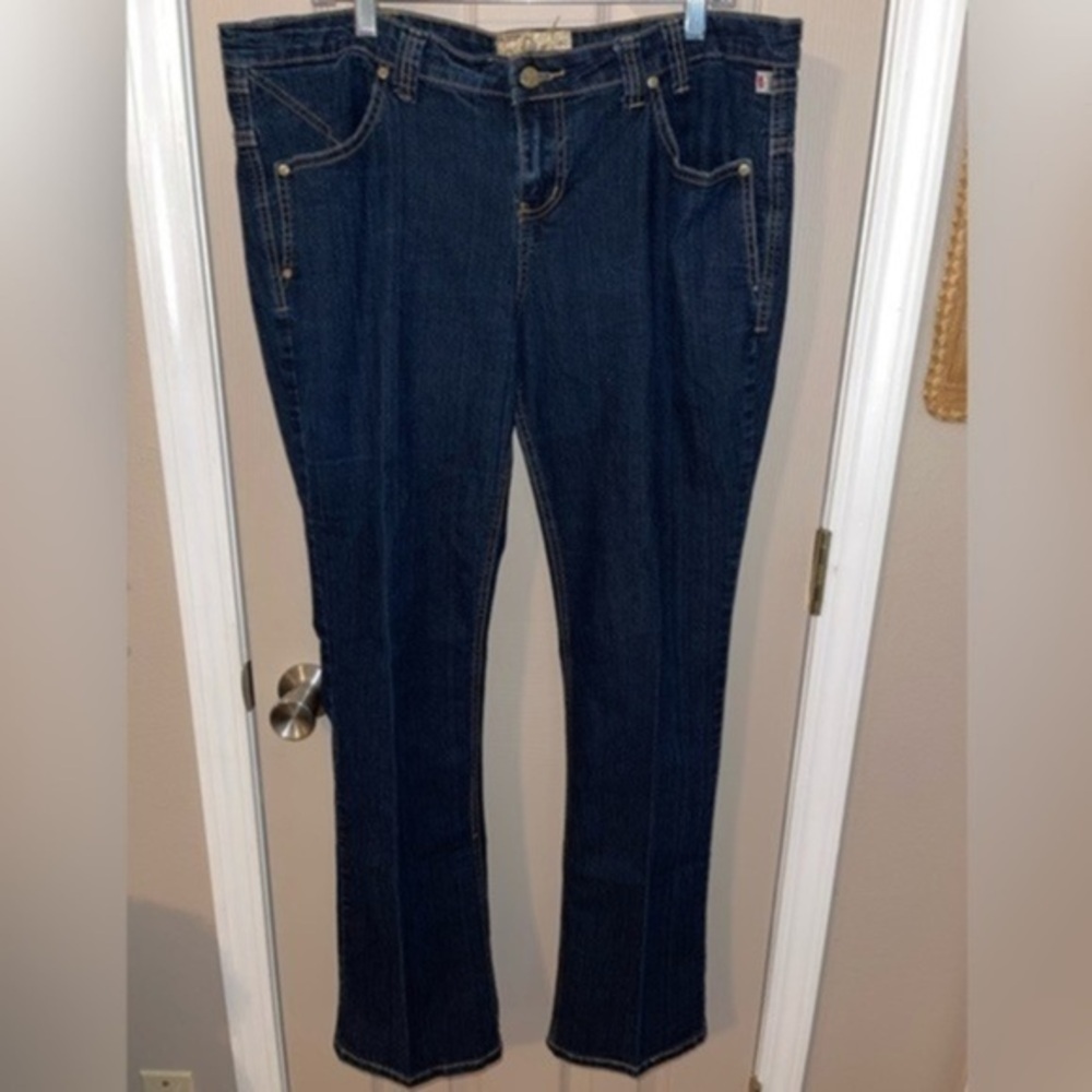 Mecca Femme Women's Jeans.